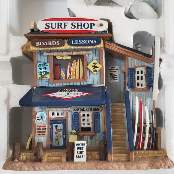 RARE Lemax Christmas Village Skip's Surf shop - Picture 2 of 8